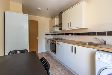 3 bed house, Richmond Crescent, Plasnewydd, Cardiff, CF243AH - Image 1